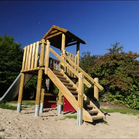 Курортный комплекс Robinson Crusoe