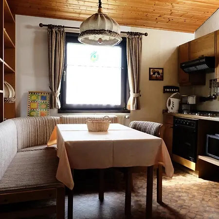 Robinson Crusoe Waldbrunn (Baden-Wurttemberg)